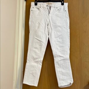 GAP Women's Crisp White Straight Leg Jeans